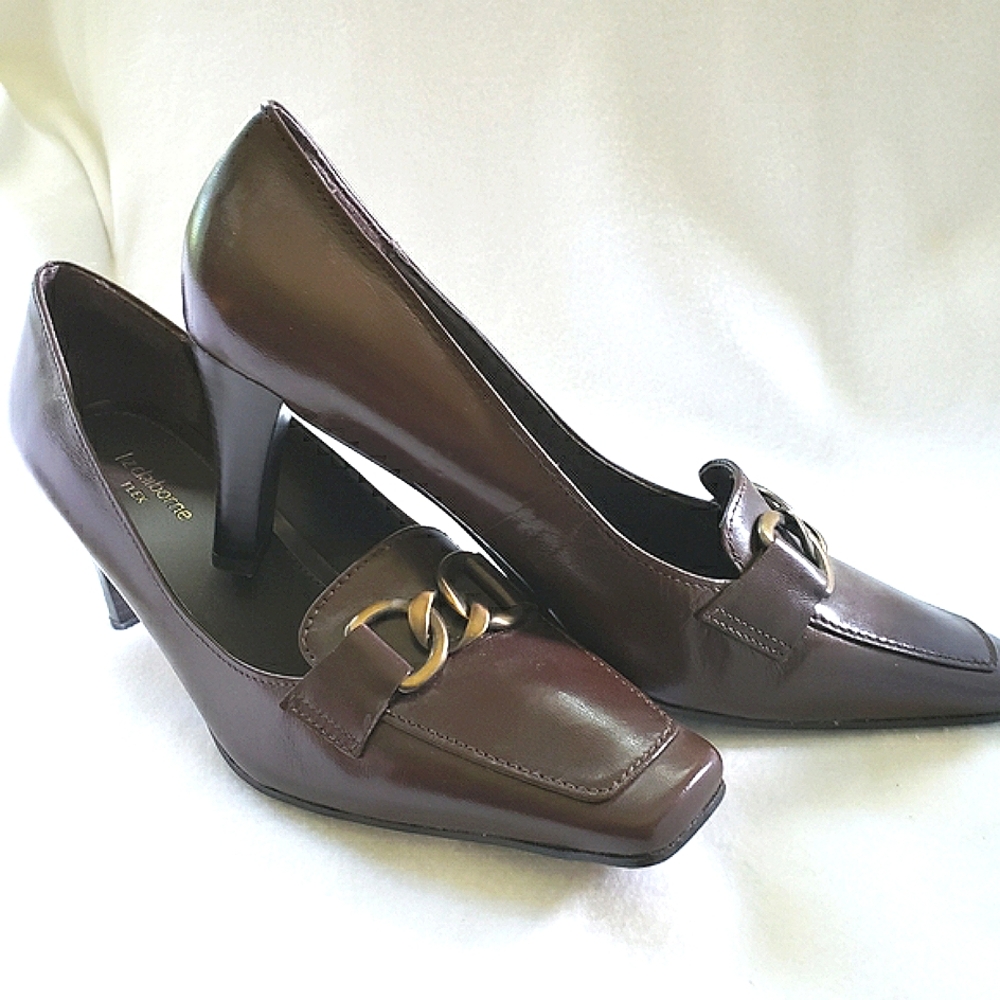 Liz Claiborne Brown Heels with Gold Buckle